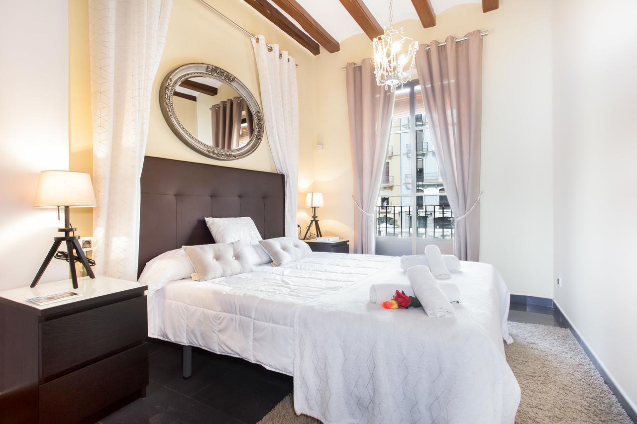 Apartment Font 1 Circo